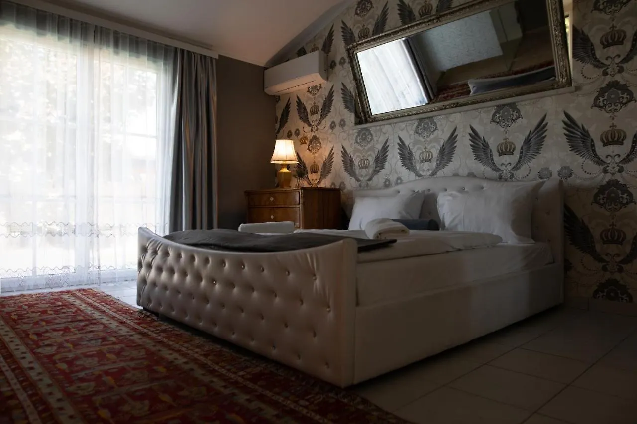 Elegant&Hu Hotel Vienna 0*,